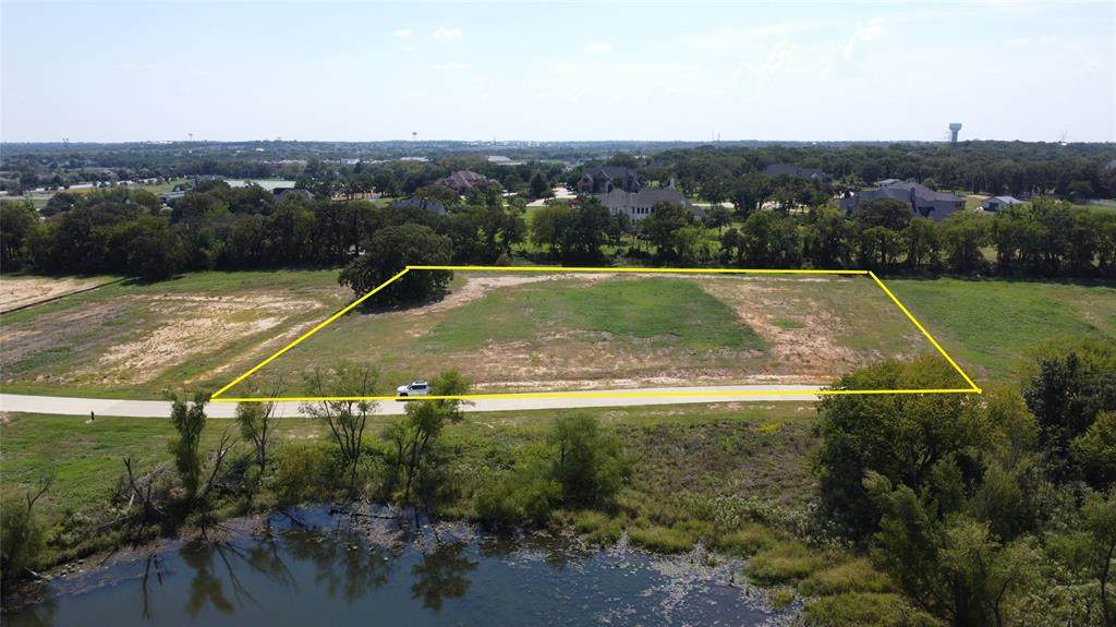 1318 Clydesdale Road - Photo 1