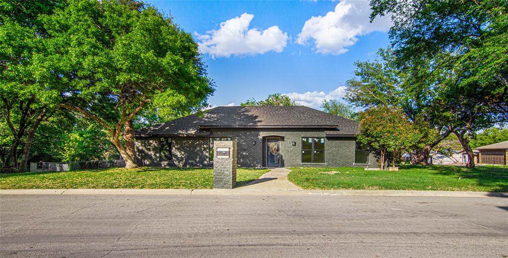 9917 Sandalwood Drive - Photo 1