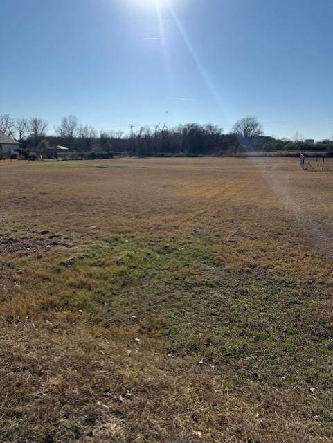 221 Maverick Court - Photo 1