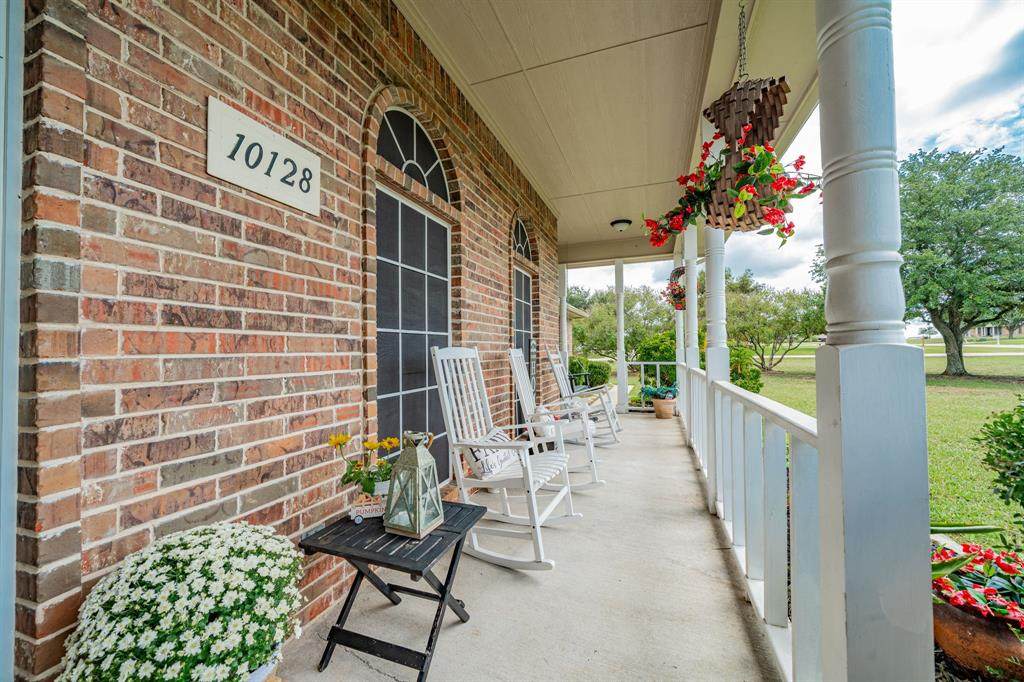 10128 Highland Prairie Lane - Photo 1