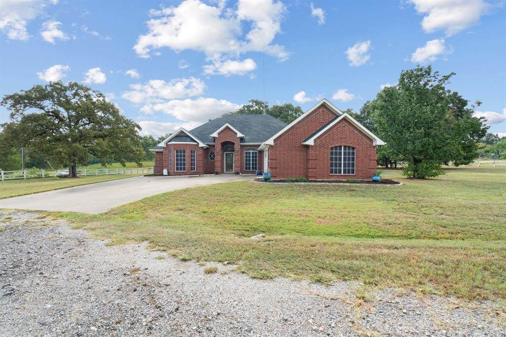 9114 Bluebonnet Drive - Photo 1