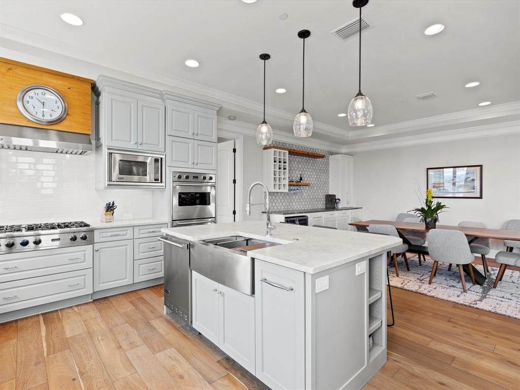 501 Samuels Avenue - Photo 1