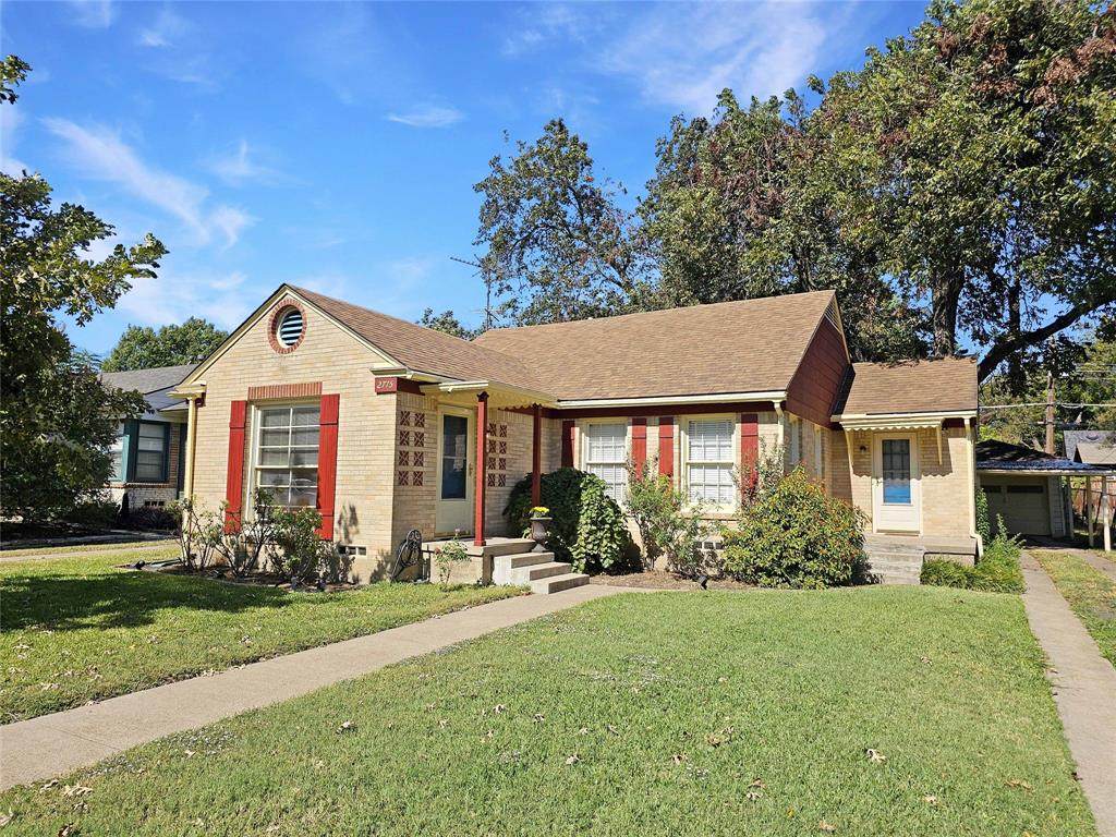 2715 Burlington Boulevard - Photo 1