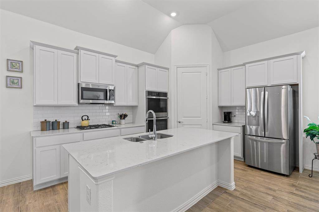 4747 Kings Garden Parkway - Photo 1