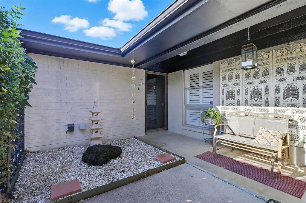 5314 South Drive - Photo 1