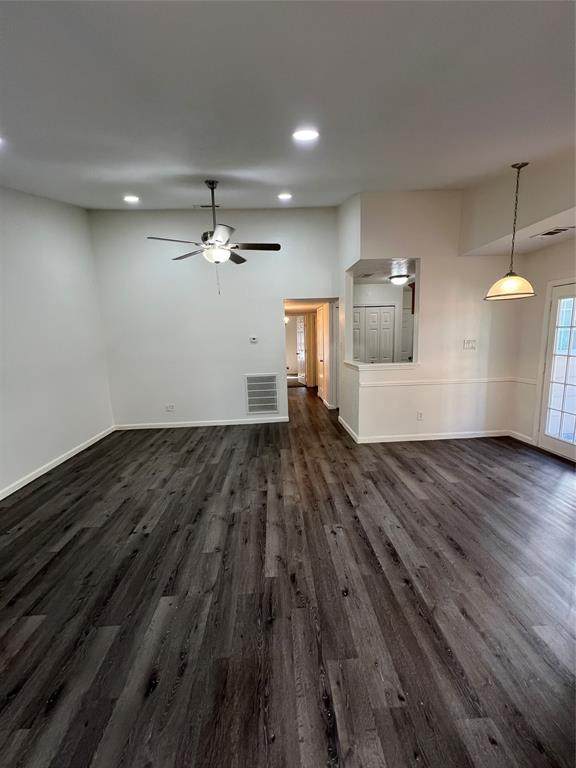 311 Navarro Lane - Photo 1