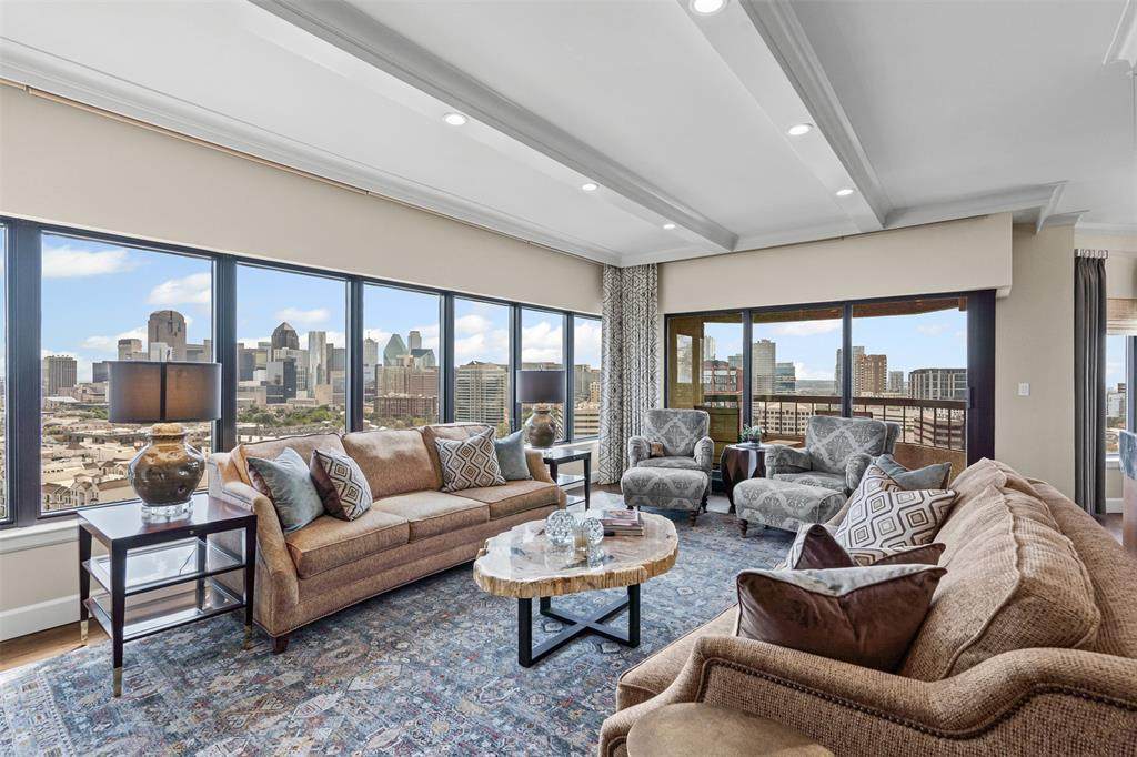 3030 Mckinney Avenue - Photo 1