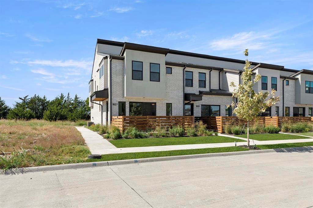 1827 Azalea Drive - Photo 1