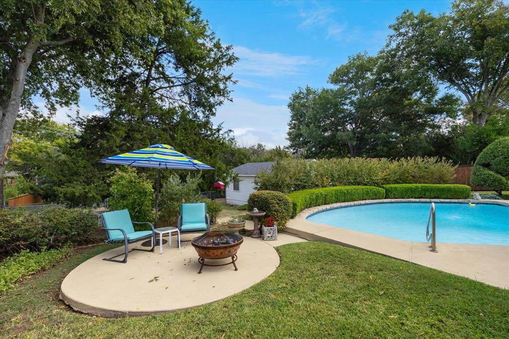 4805 Hildring Drive - Photo 1