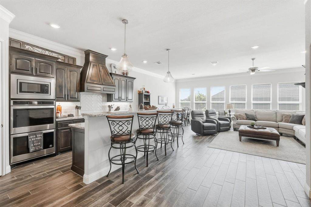 900 Pate Street - Photo 1