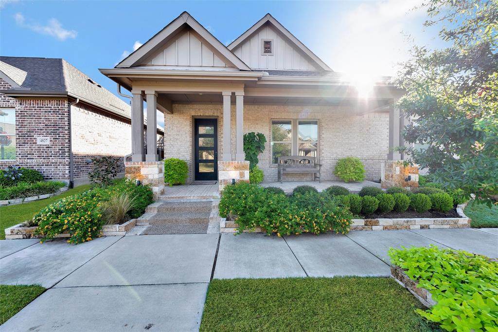 4825 Beaver Creek Drive - Photo 1