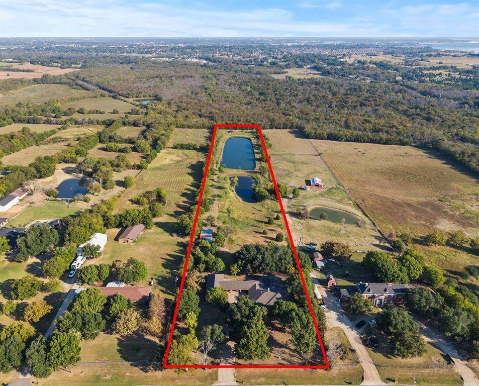 359 Town East Boulevard - Photo 1