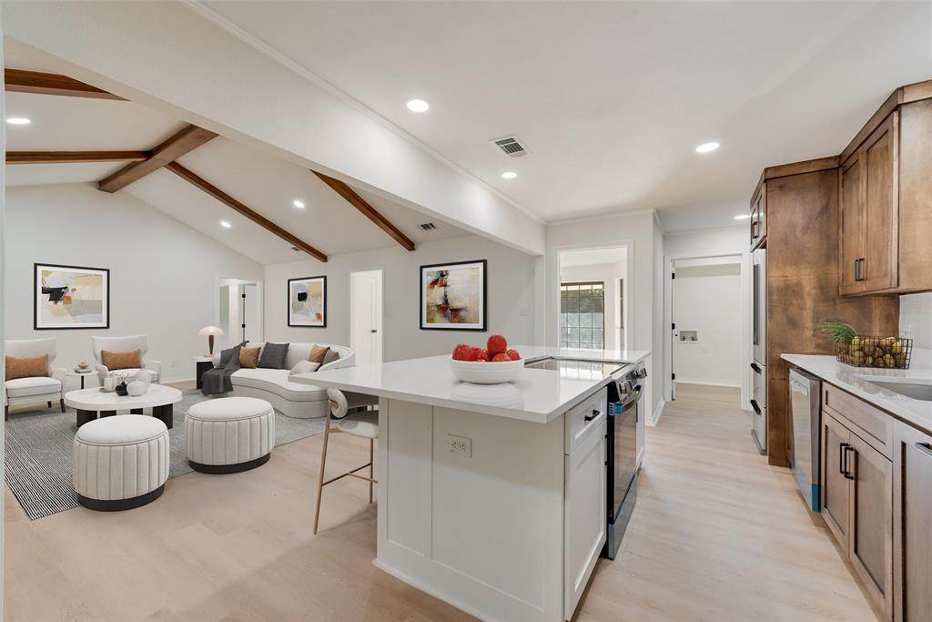 5813 Yacht Club Drive - Photo 1