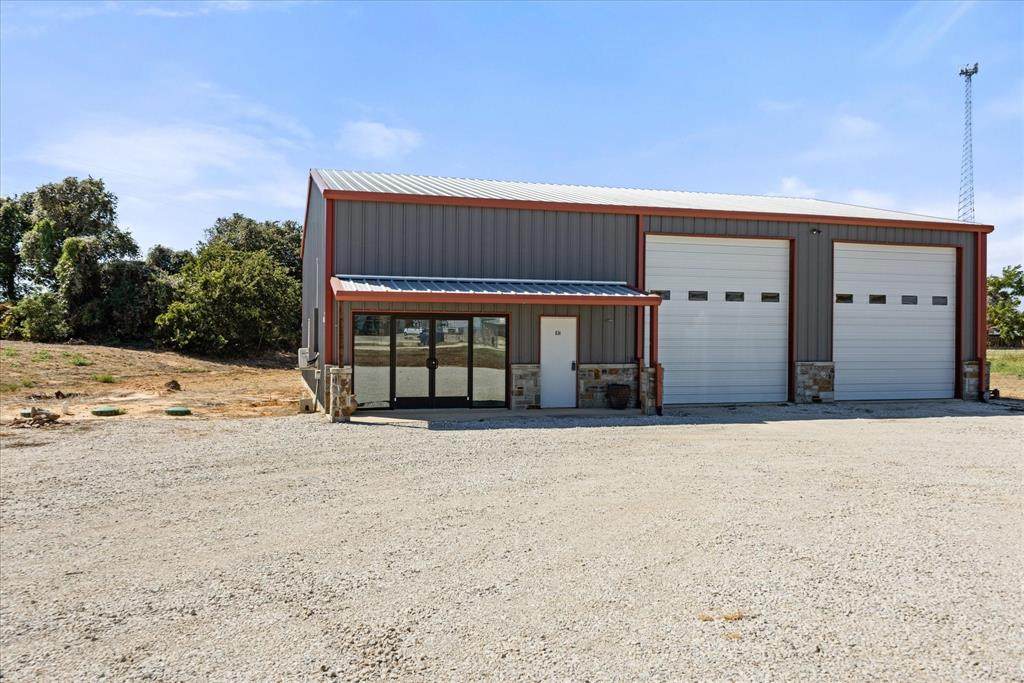 834 Riley Lane - Photo 1
