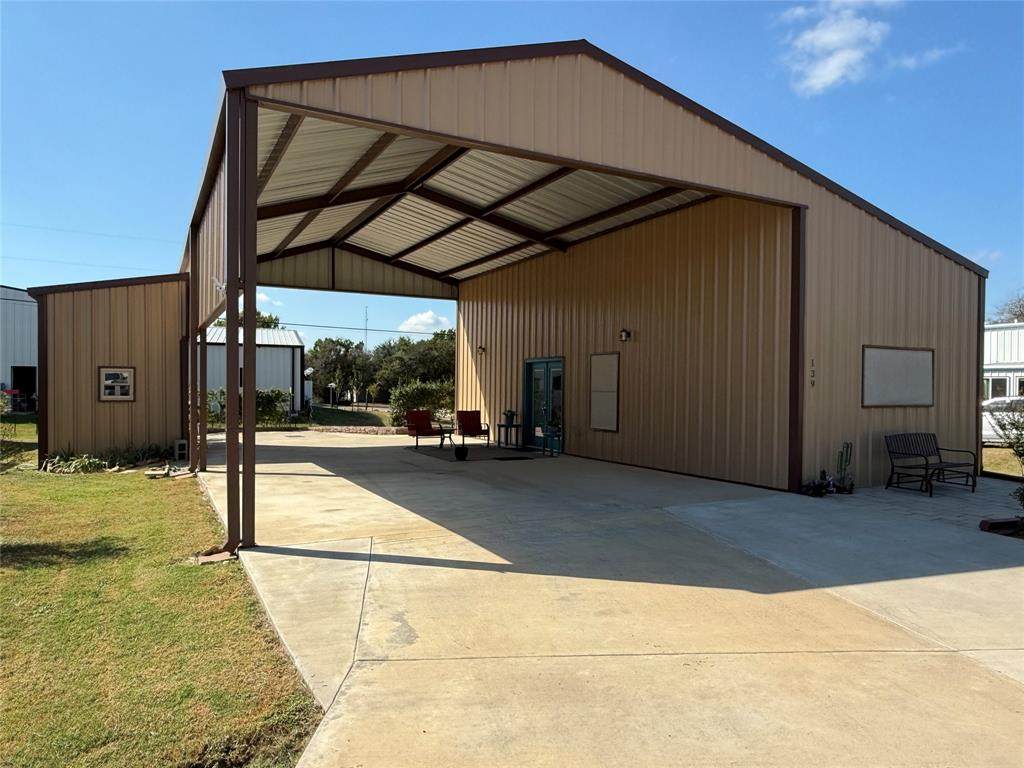 139 Yellowstone Drive - Photo 1