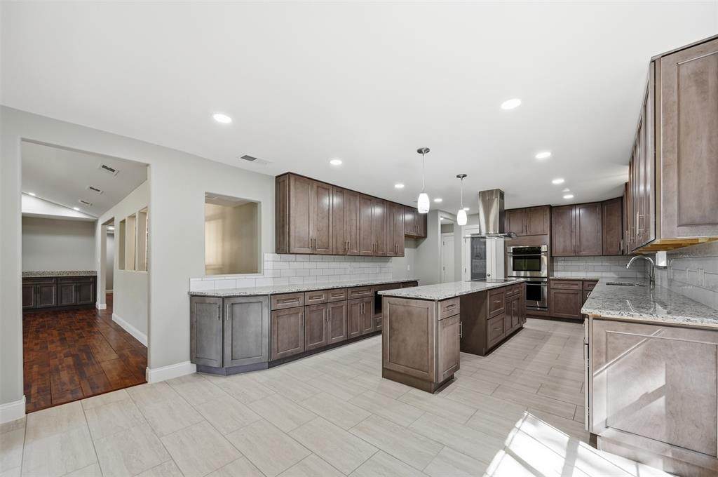 205 Yacht Club Drive - Photo 1
