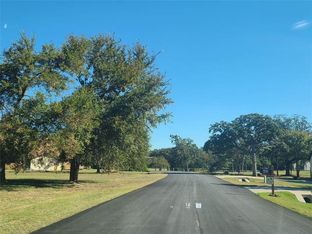 521 Bronco Trail - Photo 1