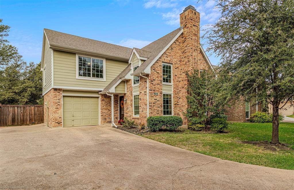 700 Silverstone Lane - Photo 1