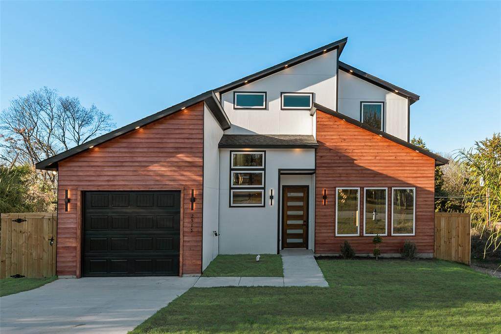 2515 Fatima Avenue - Photo 1