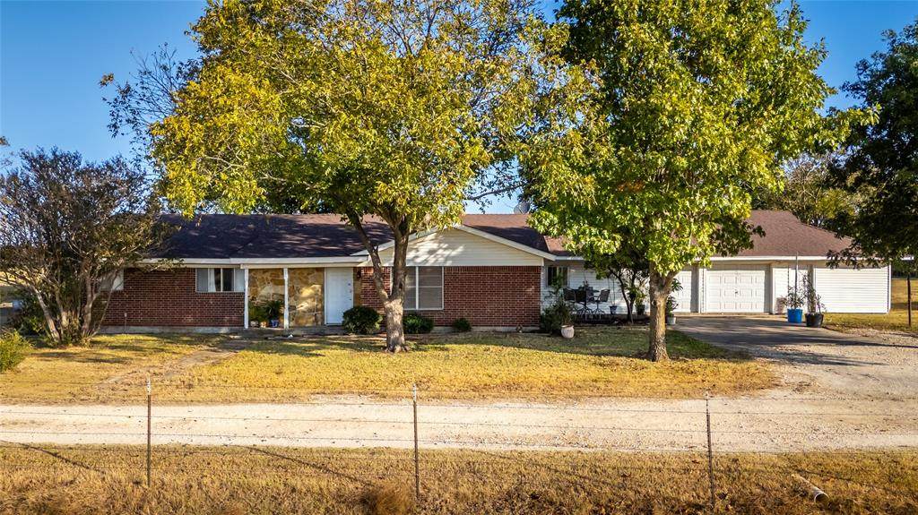 4045 County Road 212 - Photo 1
