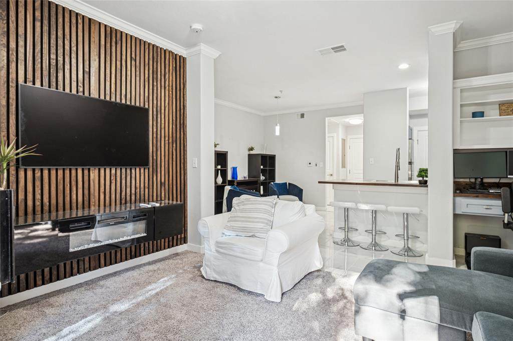 330 Las Colinas Boulevard - Photo 1