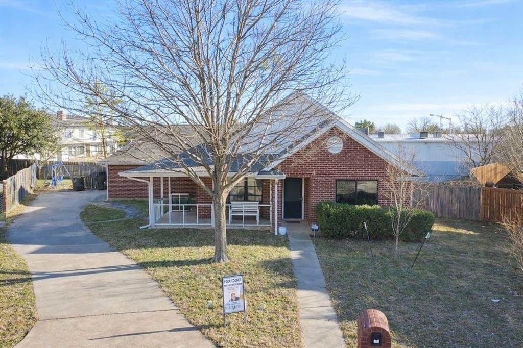 1008 Treys Court - Photo 1