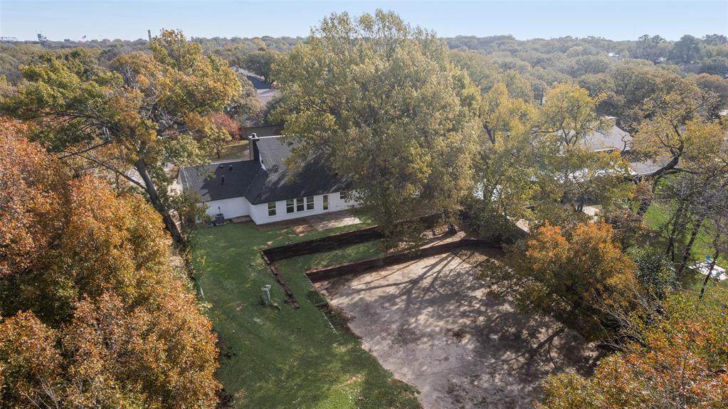 1205 Circle Lane - Photo 1