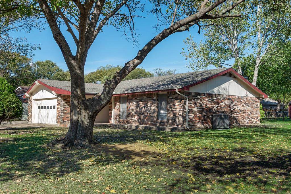 703 Rolling Ridge Lane - Photo 1