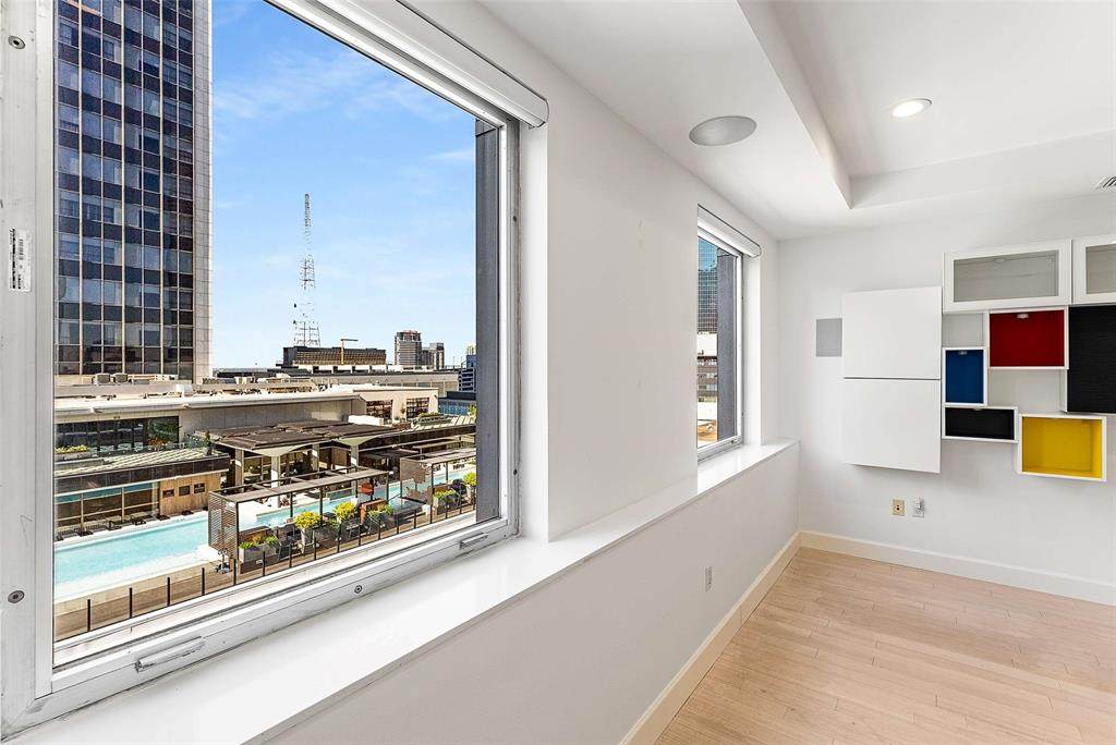 1505 Elm Street - Photo 1