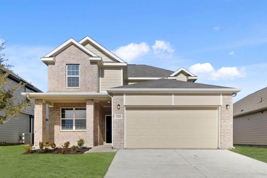 1020 Wingjet Way - Photo 1