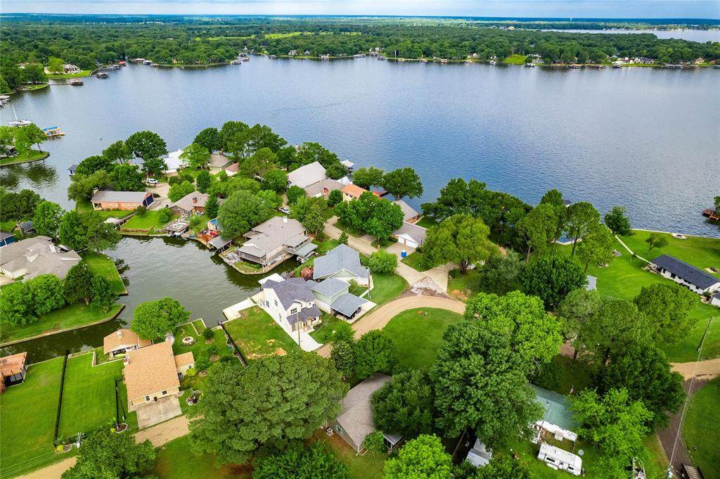 128 Hilltop Drive - Photo 1