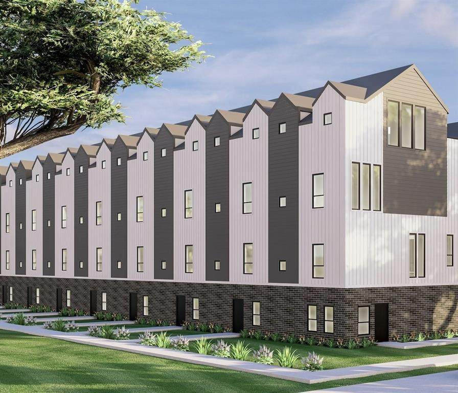 316 Lancaster - Photo 1