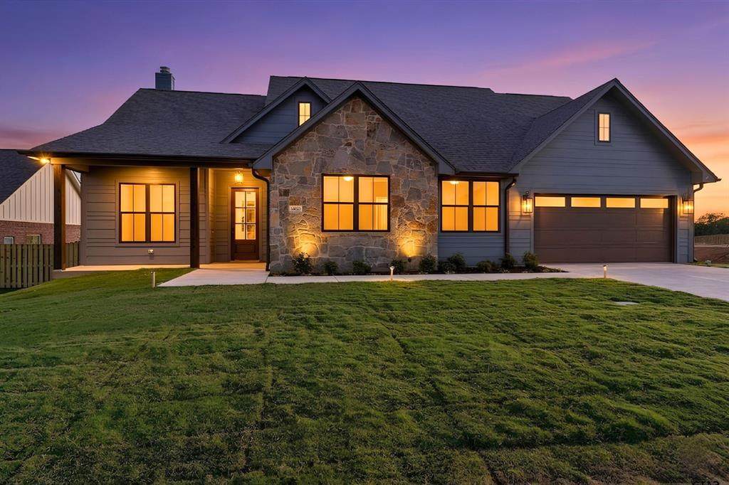 16421 Clearview Drive - Photo 1