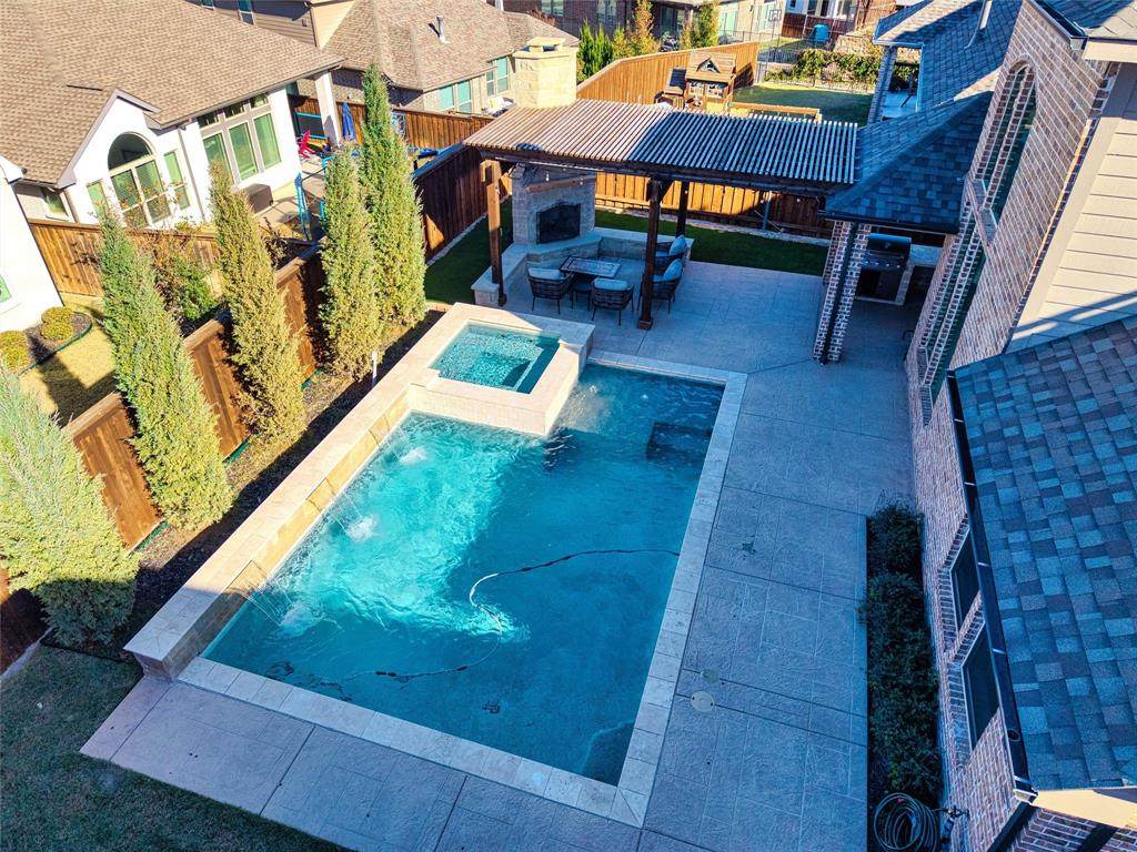 1917 Bending Oak Street - Photo 1