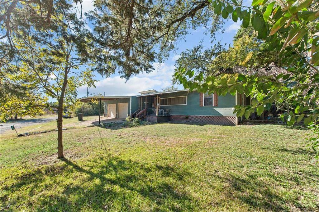 109 Bluebonnet Drive - Photo 1