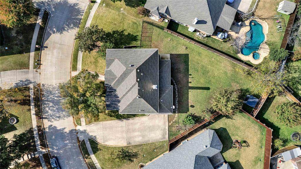 333 Green Acres Drive - Photo 1