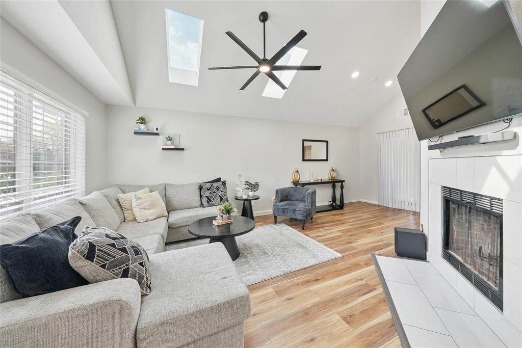 4229 Phoenix Drive - Photo 1