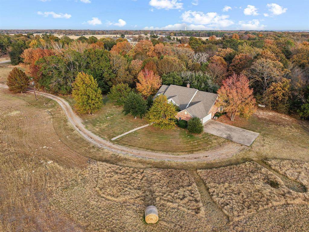 6652 Fm 1396 - Photo 1