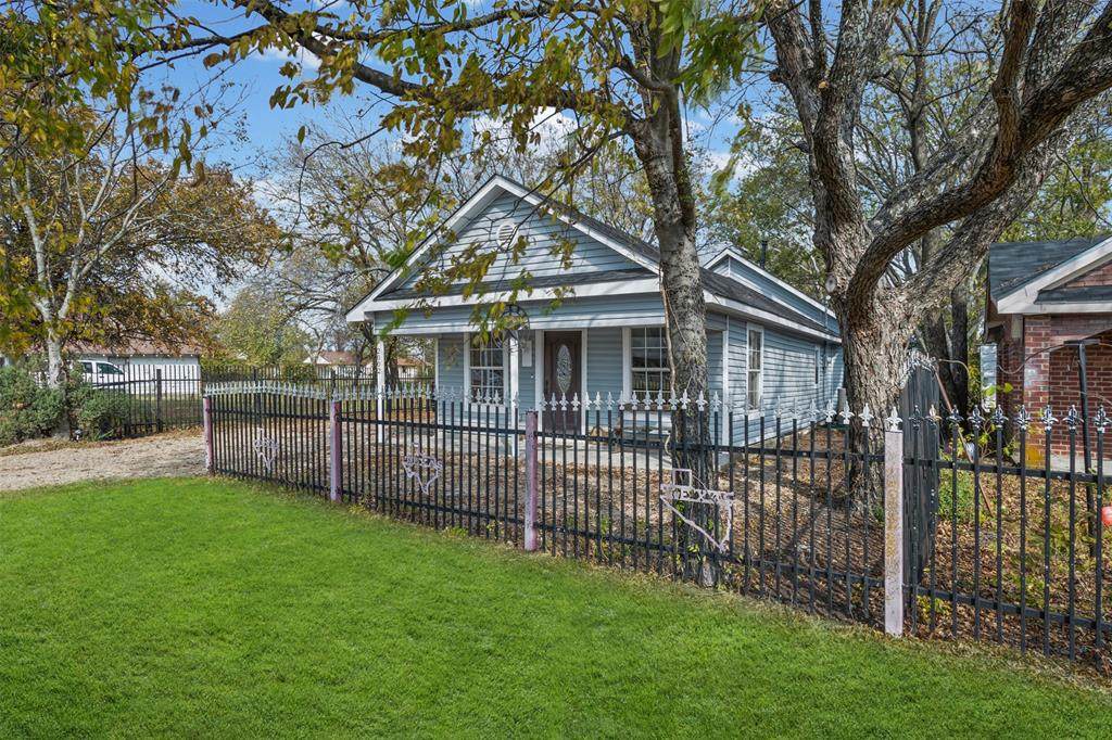 2002 Main Street - Photo 1