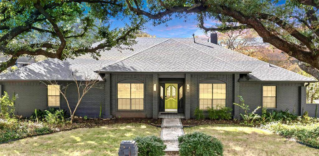 3900 Shadycreek Drive - Photo 1