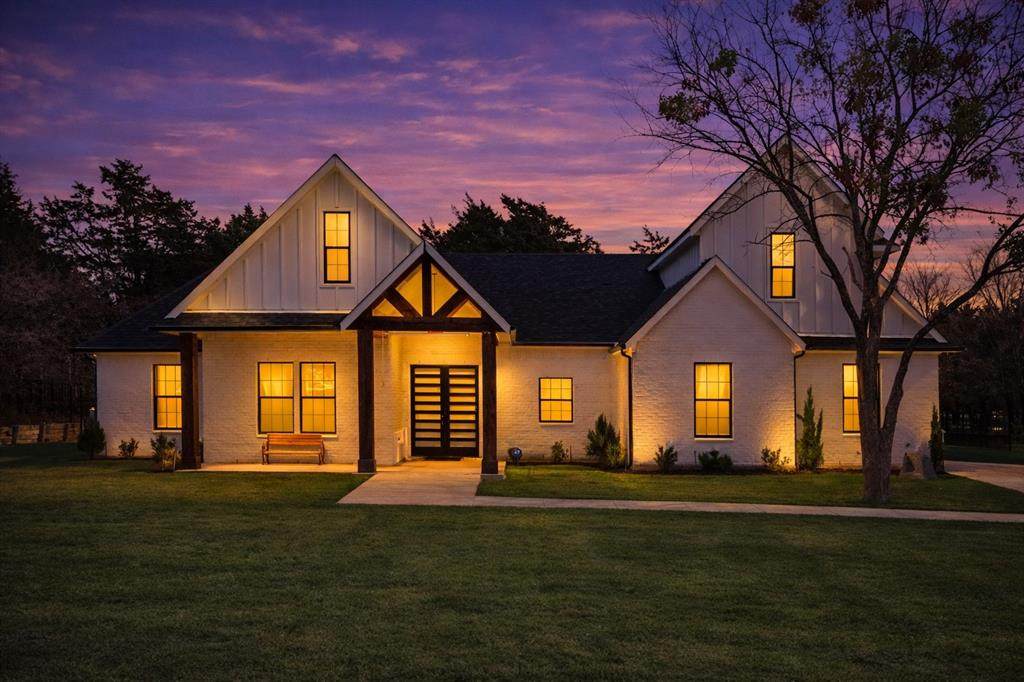 328 Brandon Way - Photo 1