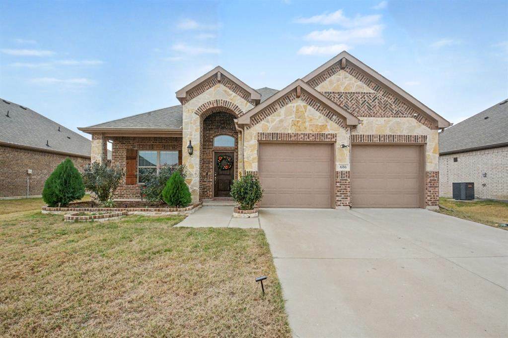 686 Navasota Drive - Photo 1