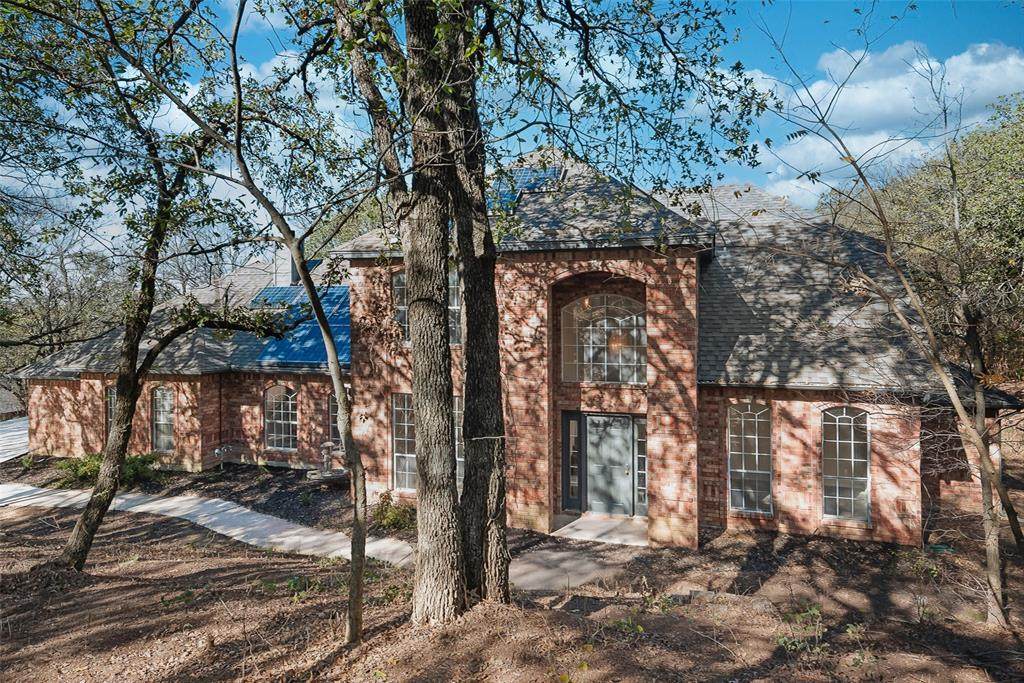 421 Roland Drive - Photo 1