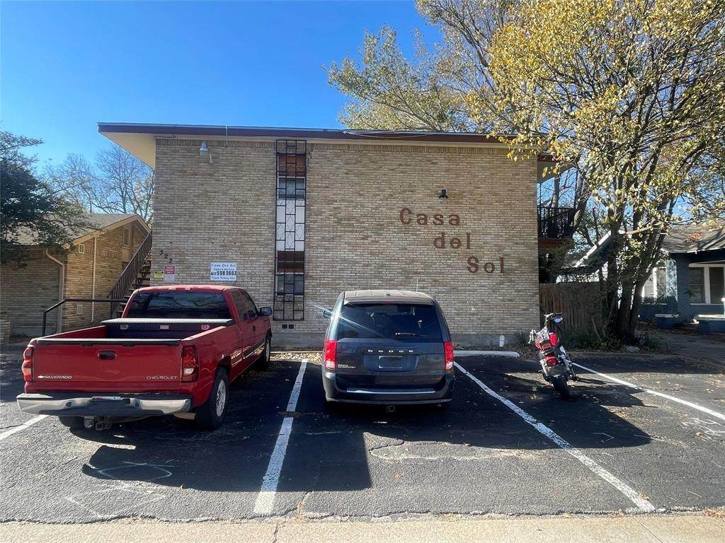 322 Waco Street - Photo 1