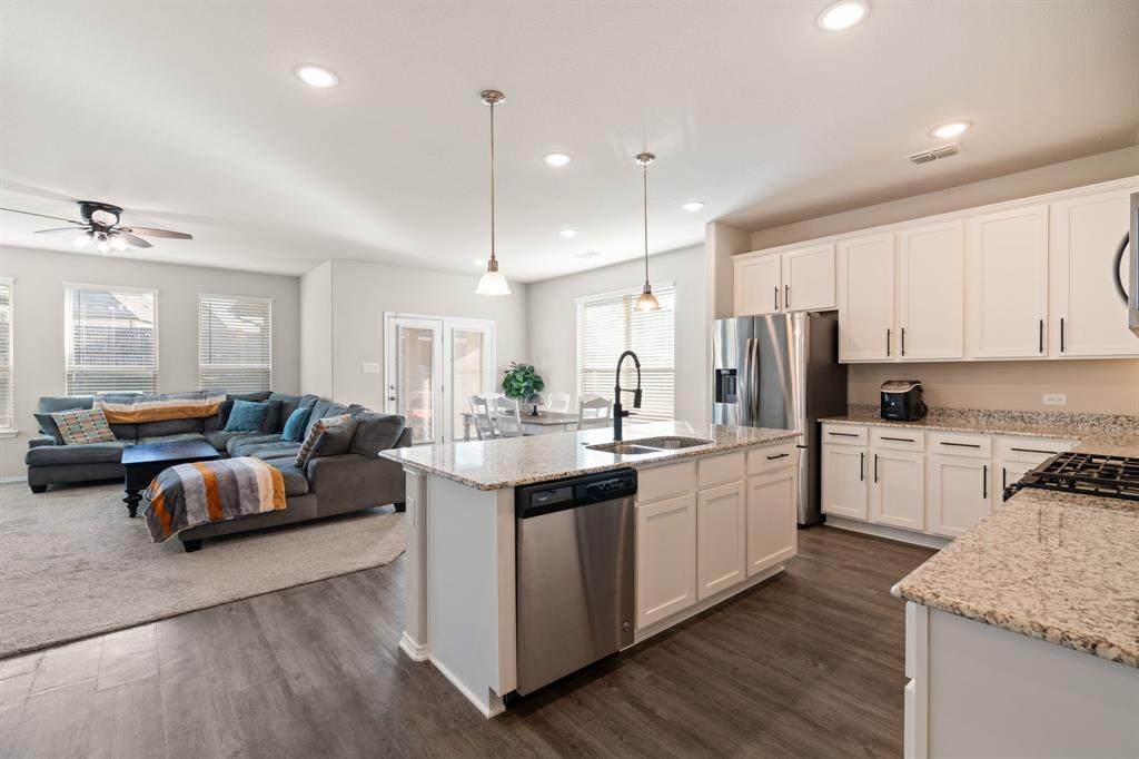 428 Green Hill Drive - Photo 1