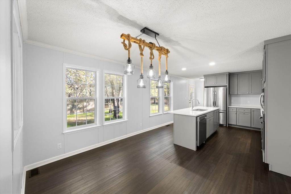 109 Summers Circle - Photo 1