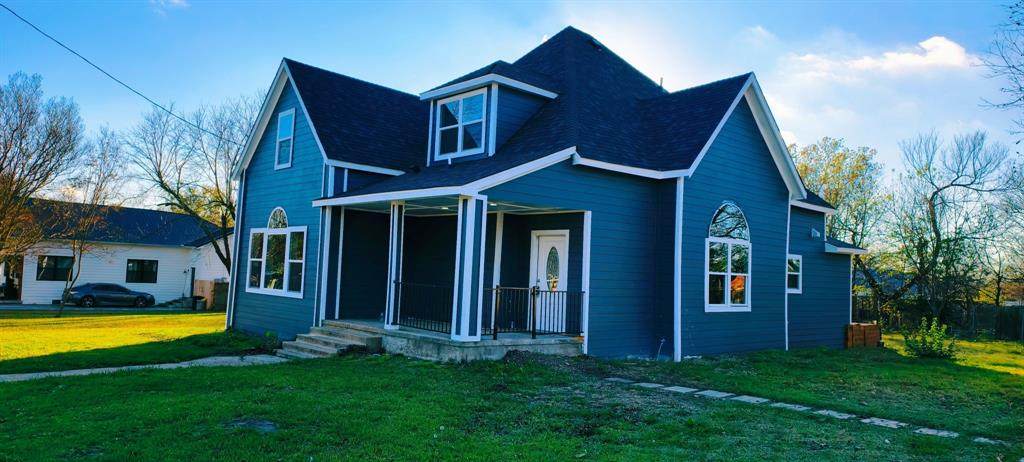 408 Santa Fe Street - Photo 1