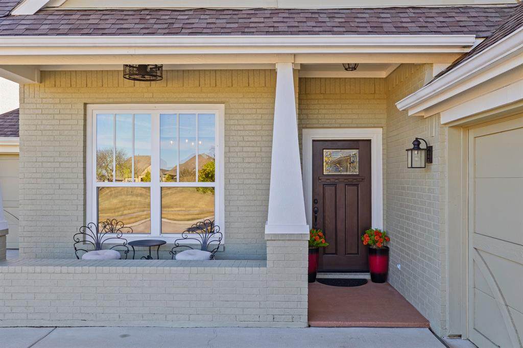 649 Prairie Avenue - Photo 1