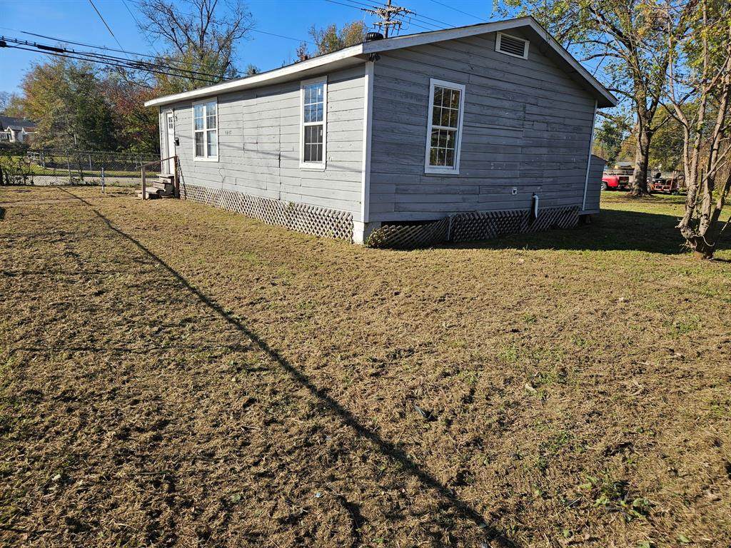 4056 Powell Street - Photo 1