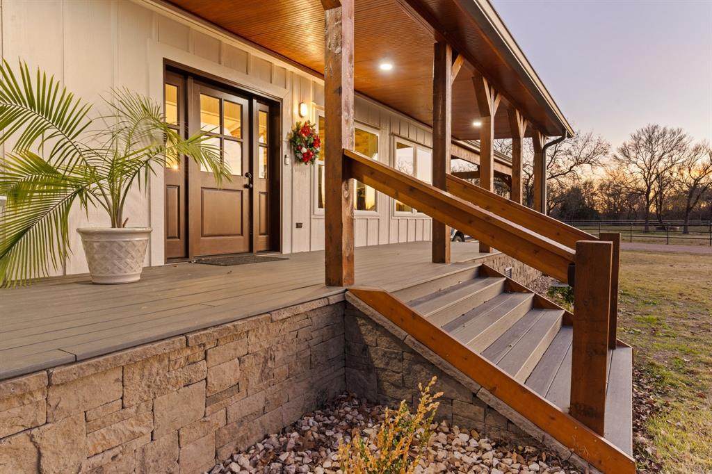 1512 Henderson Street - Photo 1